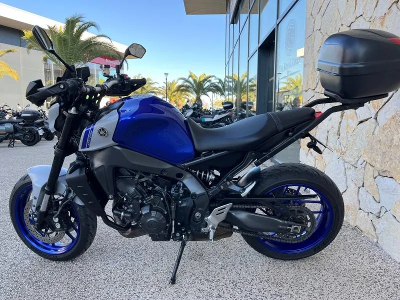YAMAHA MT-09 900 2022 + OPTIONS
