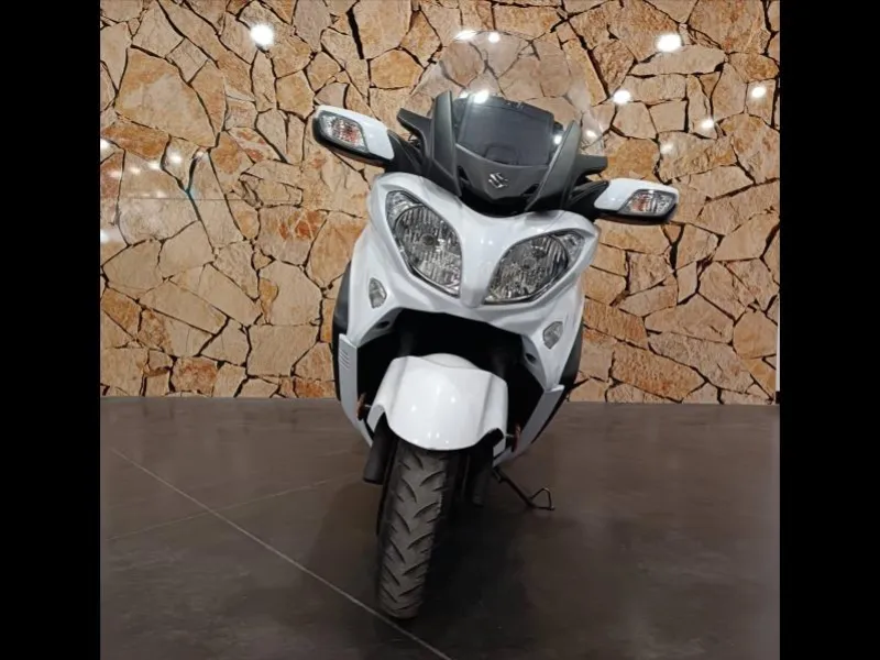 SUZUKI Burgman 650 Executive ABS 2018