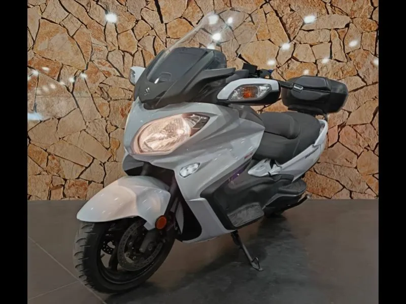 SUZUKI Burgman 650 Executive ABS 2018