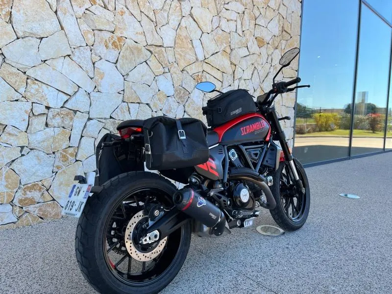 DUCATI 800 Full Throttle