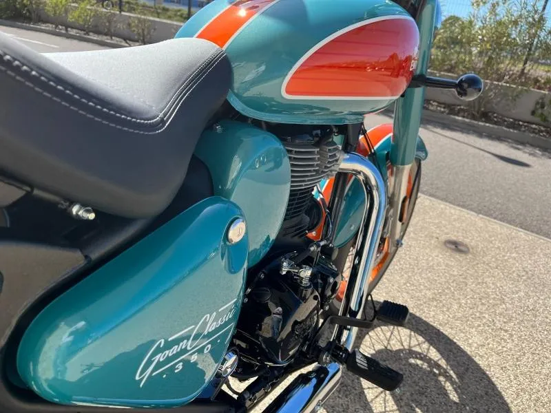 ROYAL ENFIELD 350 Halcyon