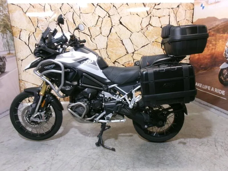 TRIUMPH Tiger 1200 Rally Pro