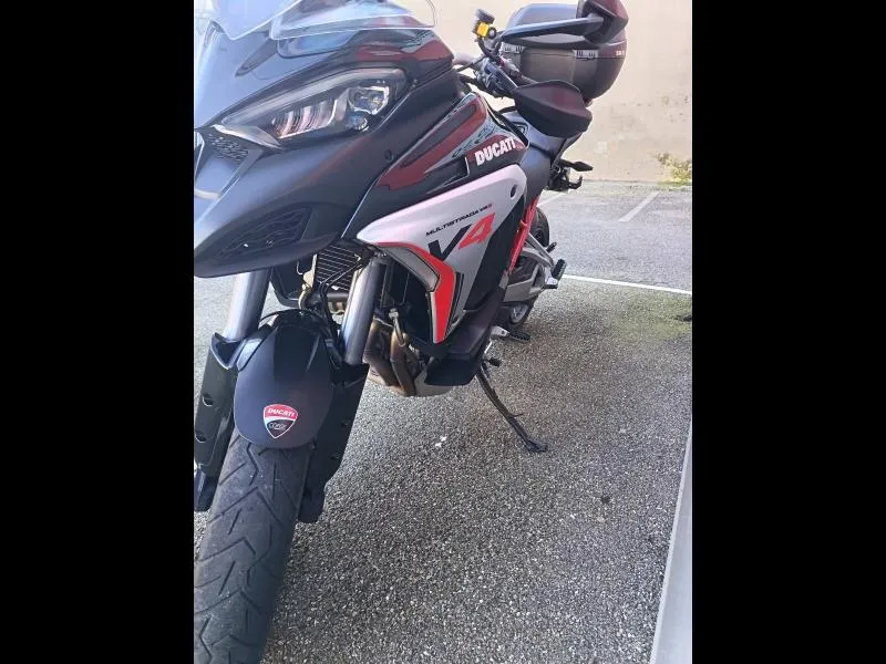 DUCATI Multistrada V4 S 1160 Essential Spoked wheels