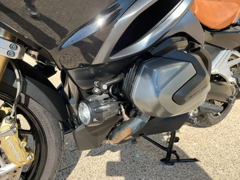 BMW 1250 RT FULL PACK + TOP CASE