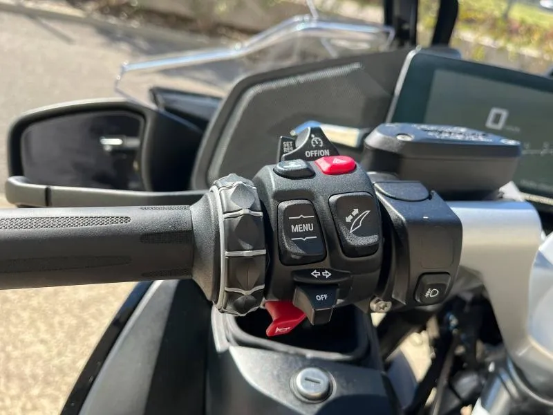 BMW 1250 RT FULL PACK + TOP CASE