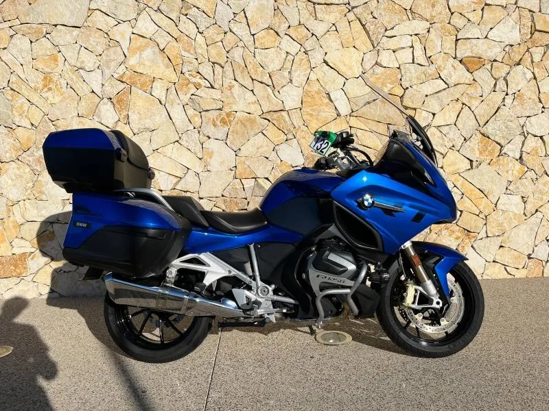 BMW 1250 RT FULL PACK + TOP CASE