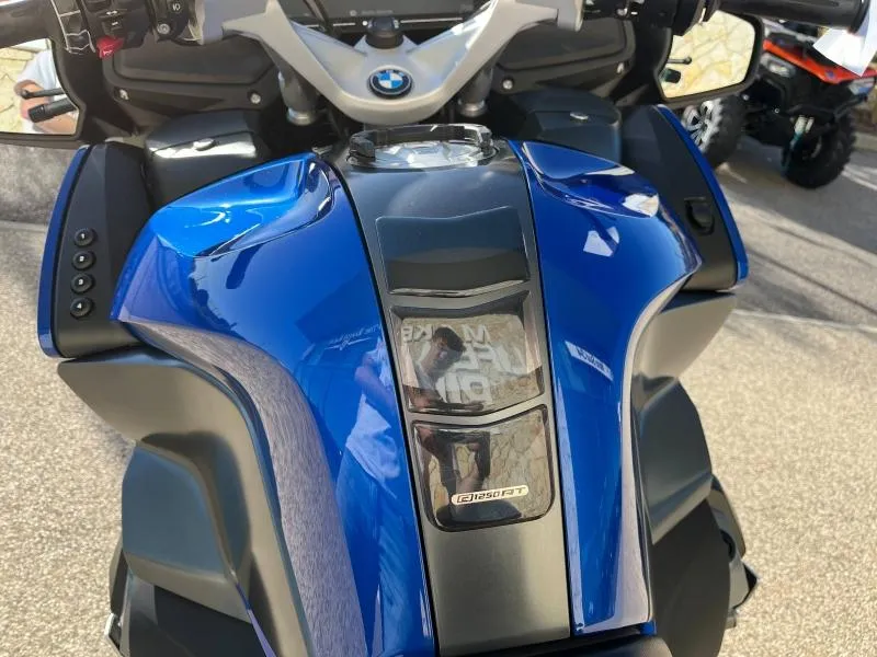 BMW 1250 RT FULL PACK + TOP CASE