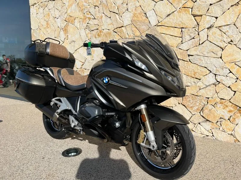 BMW 1250 RT full options + pot et jantes forgé