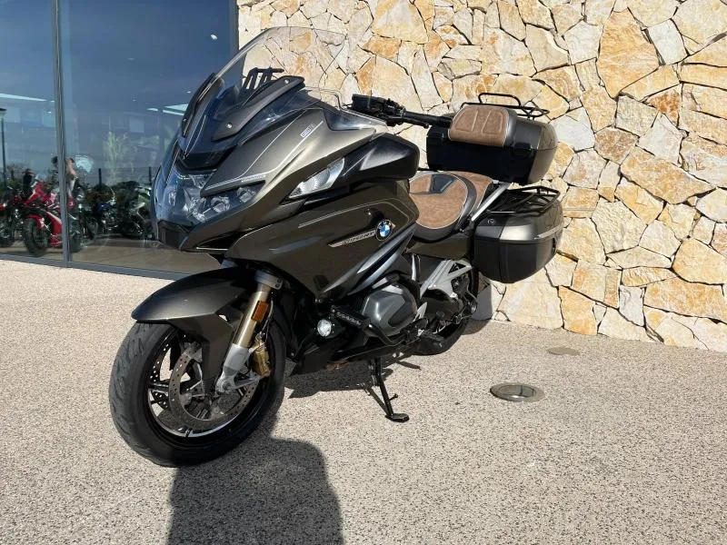 BMW 1250 RT full options + pot et jantes forgé