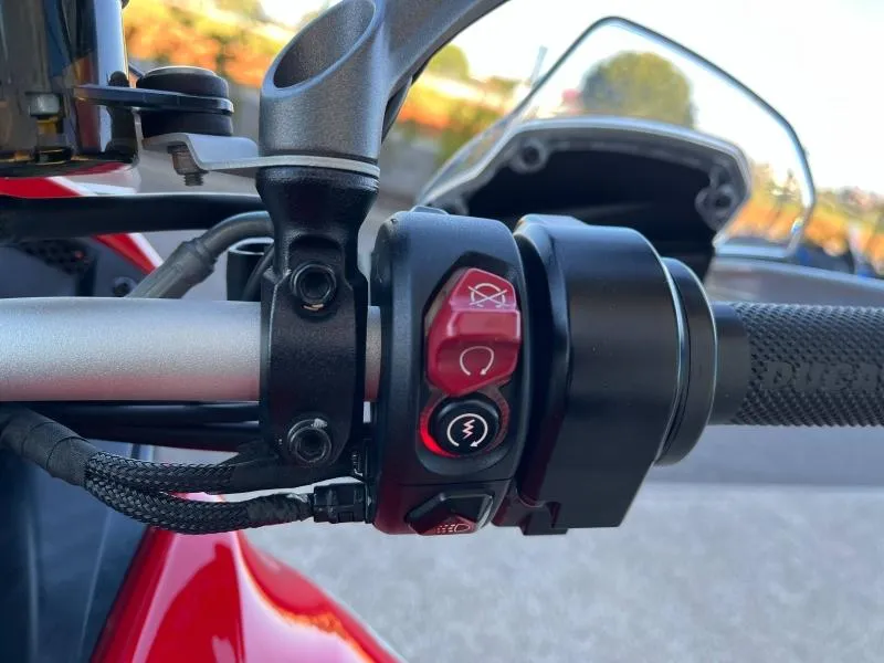 DUCATI V4 S 1160 Travel & Radar full pack