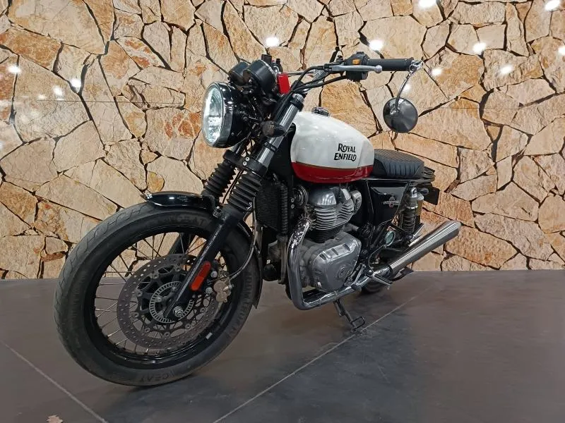 ROYAL ENFIELD Twin 650 Interceptor Canyon Red