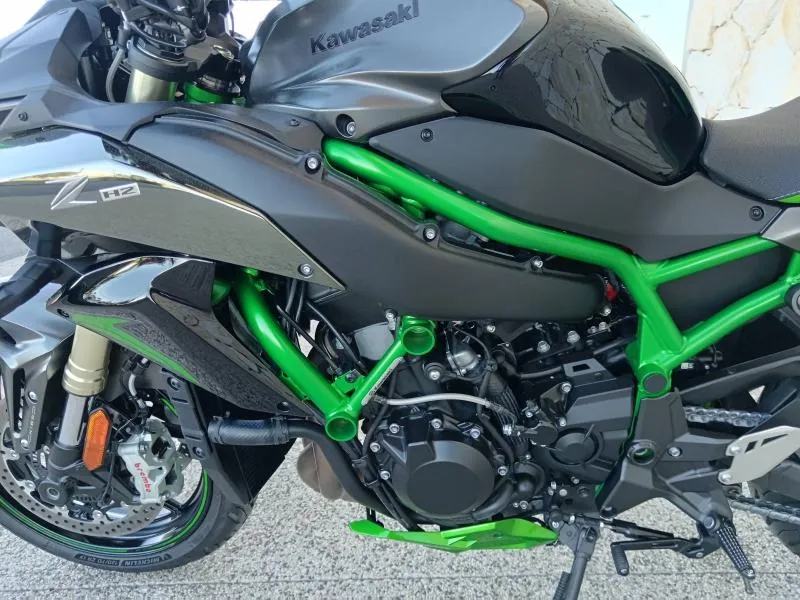 KAWASAKI 1000 H2 2024