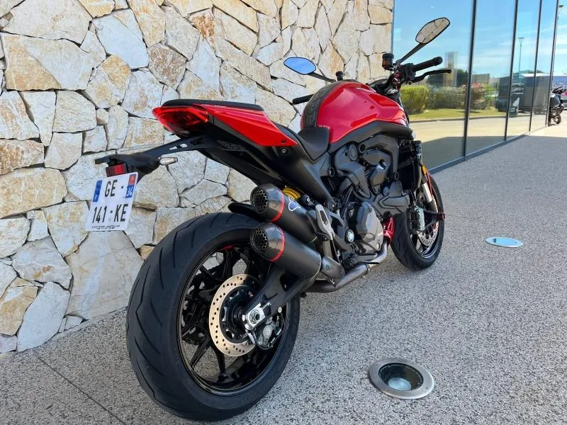 DUCATI Monster+ 937