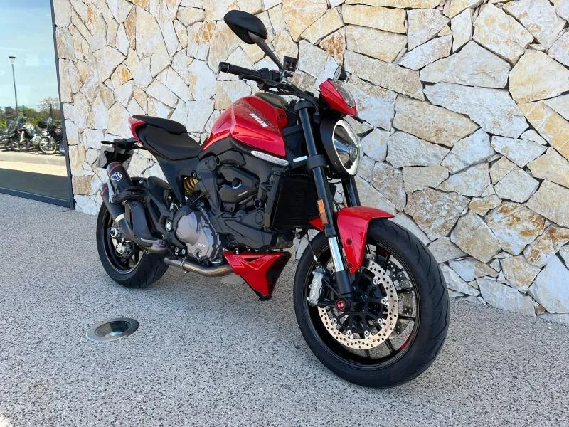 DUCATI Monster+ 937