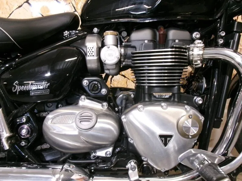 TRIUMPH Bonneville Speedmaster 1200