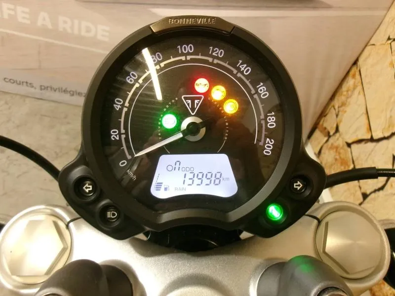 TRIUMPH Bonneville Speedmaster 1200