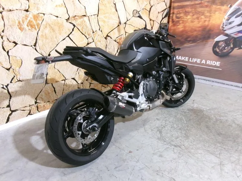 BMW F 900 R 2025