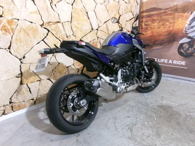 BMW F 900 R 105CV SHIFTER EDITION