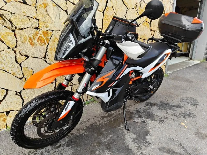 KTM Adventure 890 R 2021