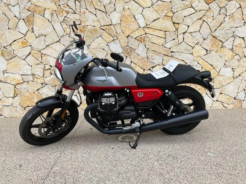 MOTO-GUZZI V7 850 Stone Corsa