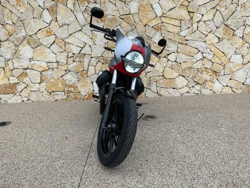 MOTO-GUZZI V7 850 Stone Corsa