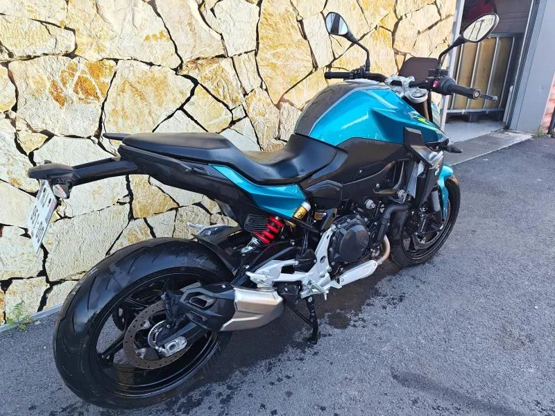 BMW F 900 R 2025