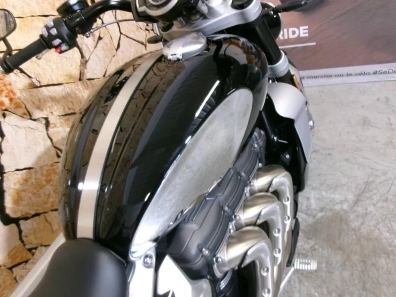 TRIUMPH Rocket III Storm 2500 R