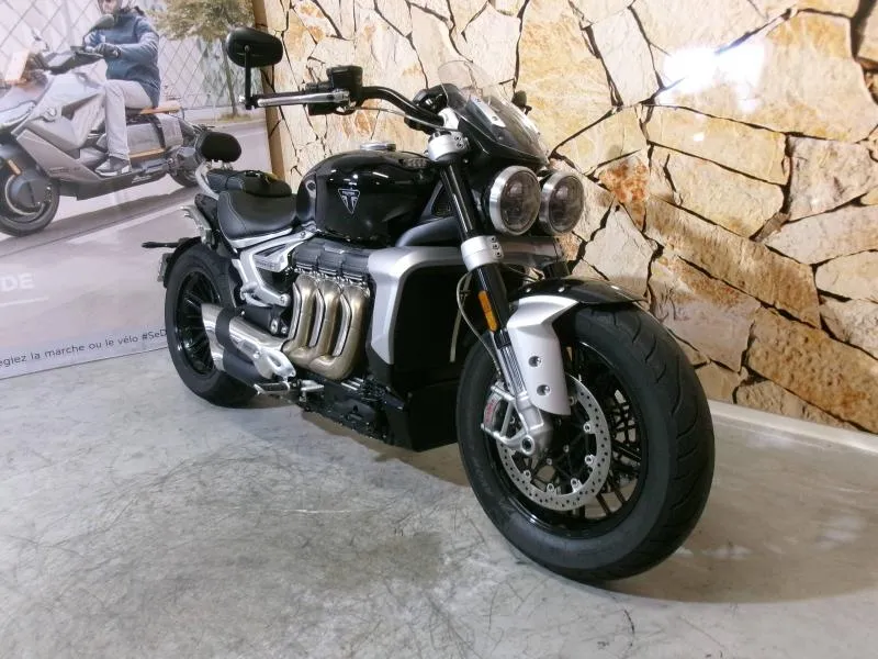 TRIUMPH Rocket III Storm 2500 R