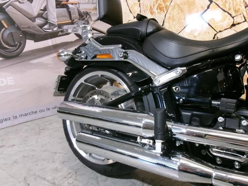 HARLEY-DAVIDSON Softail Fat Boy 1868 Noir 2022