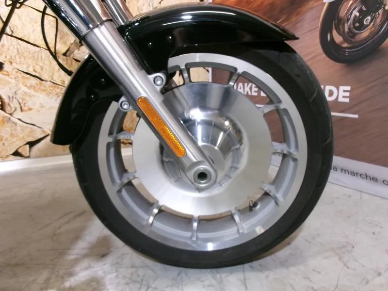 HARLEY-DAVIDSON Softail Fat Boy 1868 Noir 2022