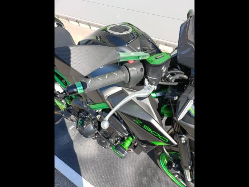 KAWASAKI Z 900 70kw Noir 2024