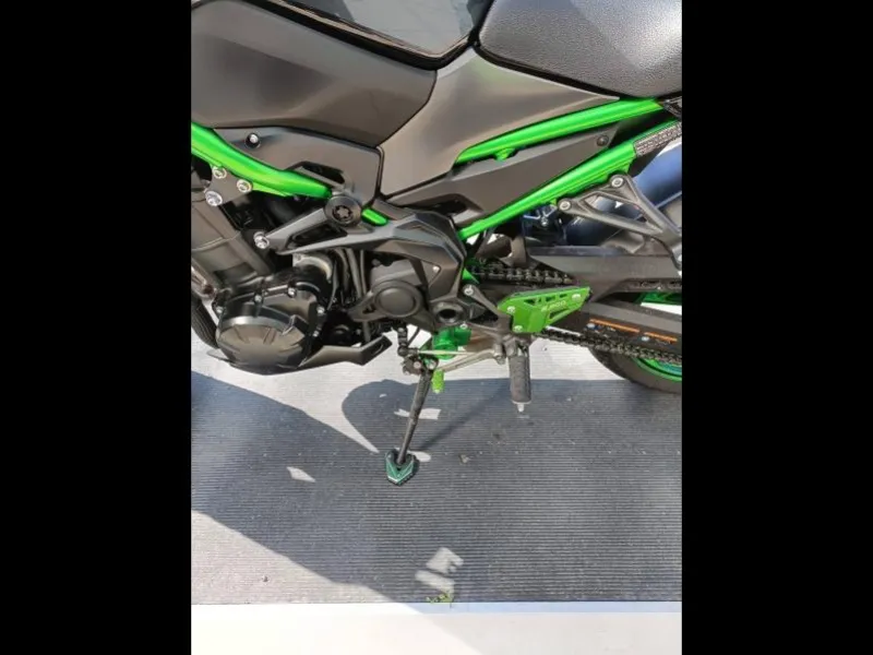 KAWASAKI Z 900 70kw Noir 2024