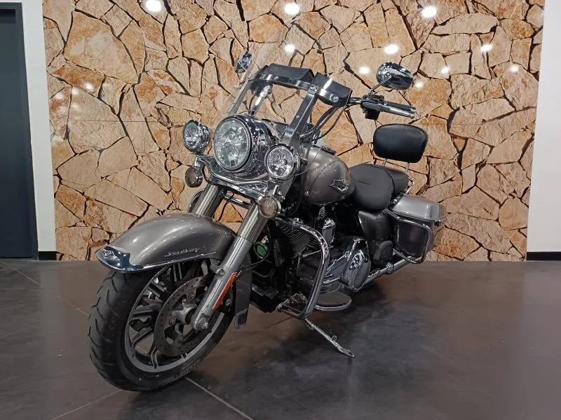 HARLEY-DAVIDSON Road King Classic 1690 Couleur ABS 2016