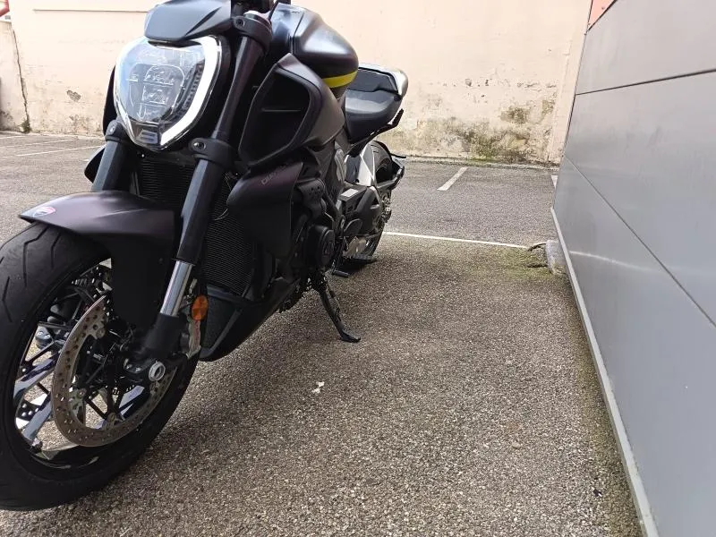 DUCATI Diavel 1158 V4