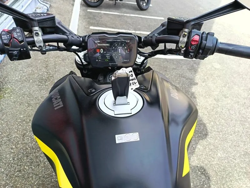 DUCATI Diavel 1158 V4