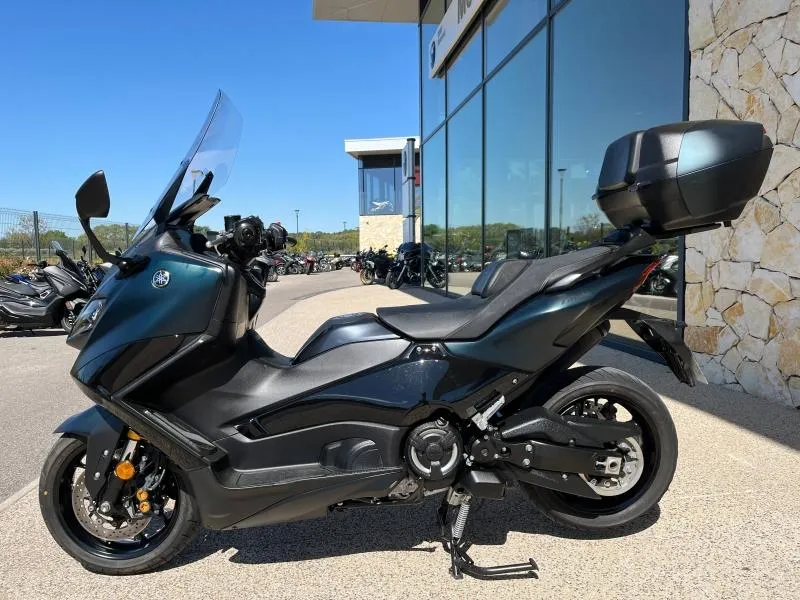 YAMAHA XP TMAX 562+ option top case