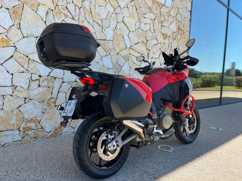 DUCATI V4 S 1160 Travel & Radar 2025