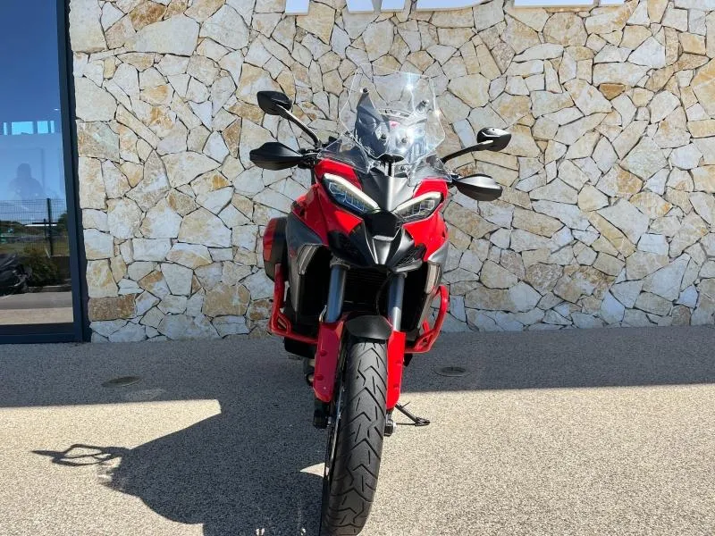 DUCATI V4 S 1160 Travel & Radar 2025