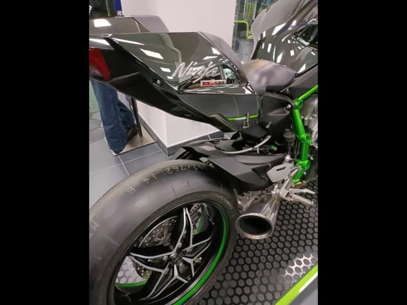 KAWASAKI Ninja H2R 1000 NEUVE O KMS A SAISIR H2 R OKMS