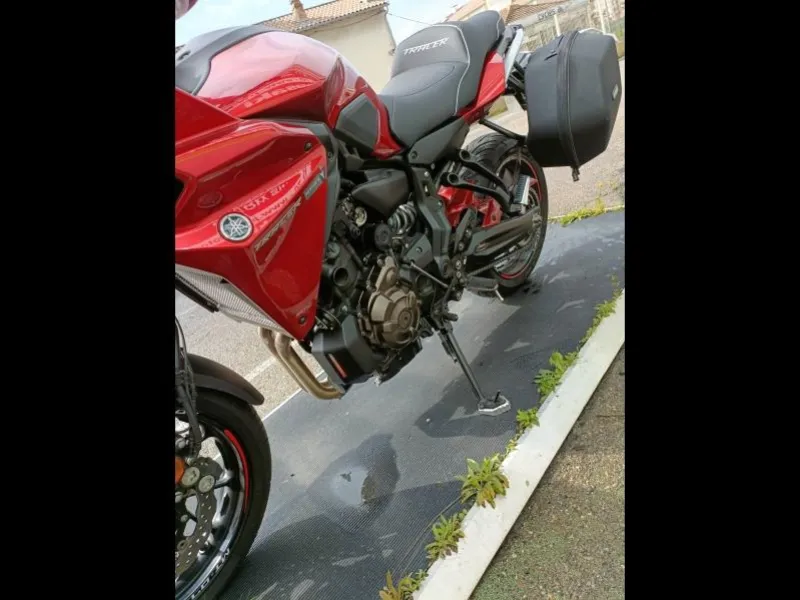YAMAHA Tracer 700 ABS 2017 1ER MAIN 14706 KMS REVISEE