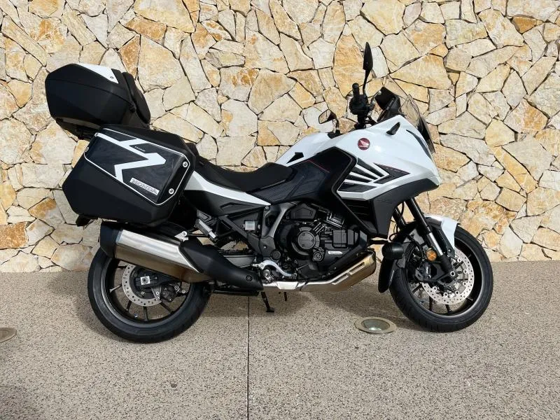 HONDA 1100 DCT