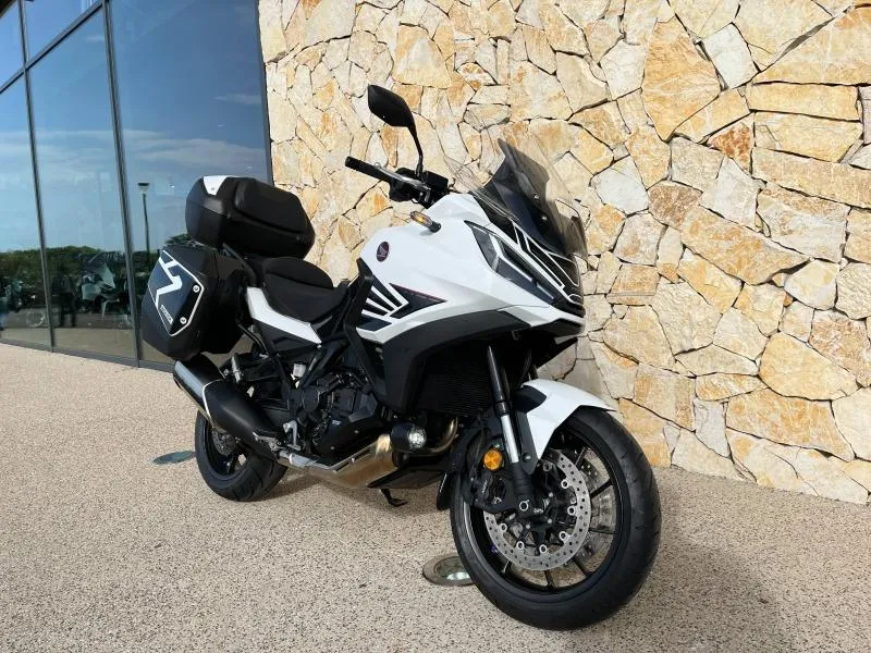 HONDA 1100 DCT