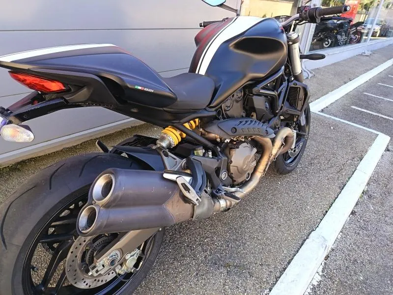 DUCATI Monster 821 Dark ABS