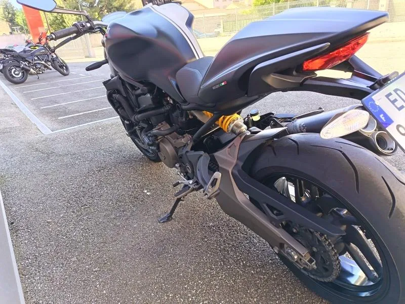 DUCATI Monster 821 Dark ABS