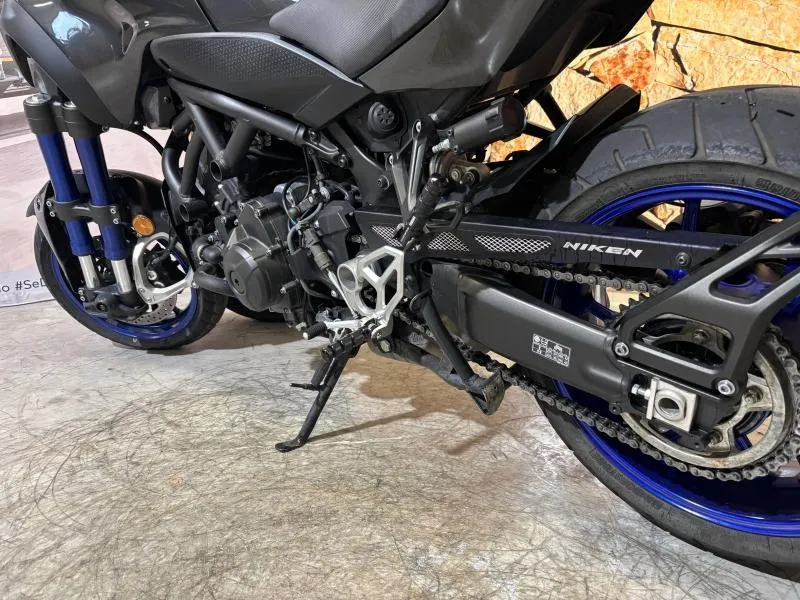 YAMAHA Niken 900 2018
