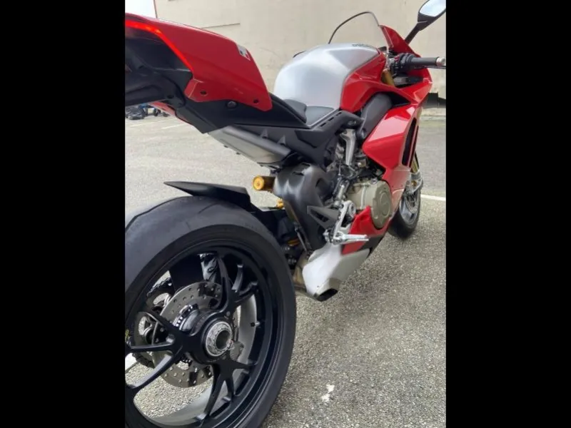 DUCATI Panigale V4 998 R