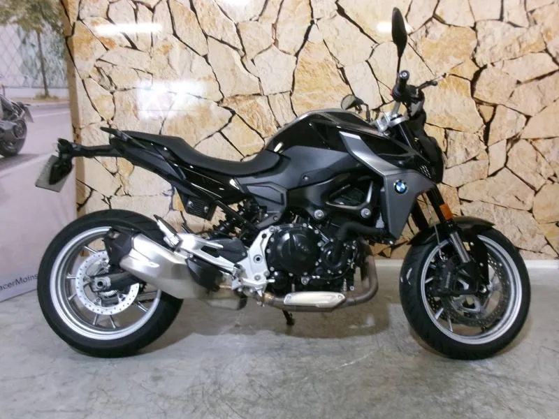 BMW F 900 R