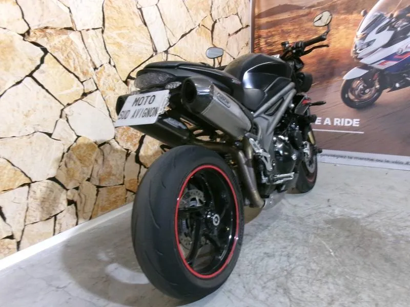 TRIUMPH Speed Triple 1050 RS