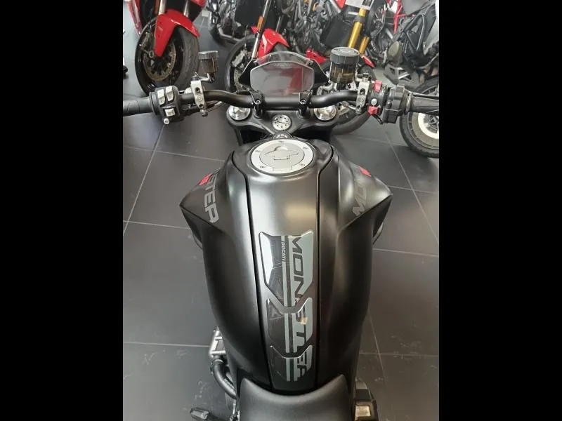 DUCATI + 937 A2