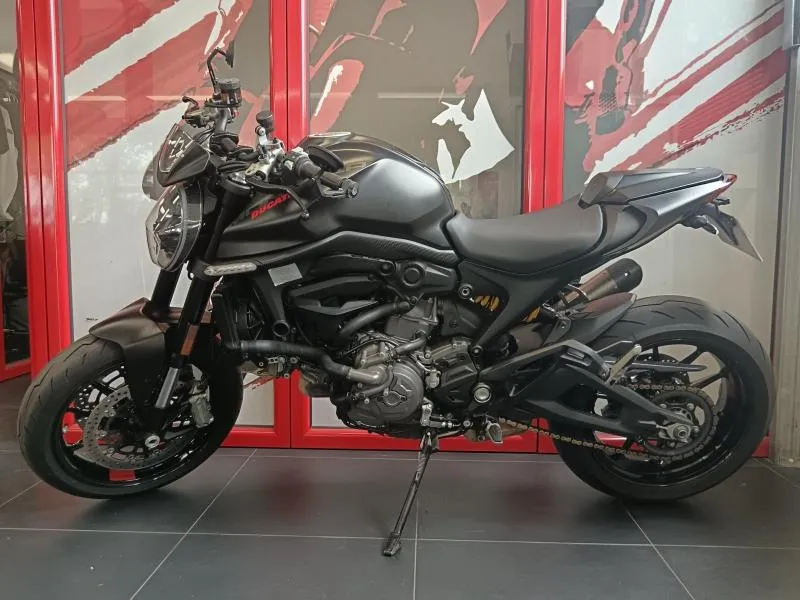 DUCATI + 937 A2